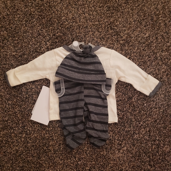 Preemie Set - Picture 2 of 2